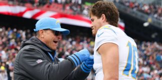 Vlad Guerrero honored a gay sports icon with his choice of pregame attire - OutSports