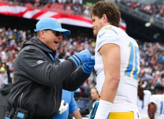 Vlad Guerrero honored a gay sports icon with his choice of pregame attire - OutSports