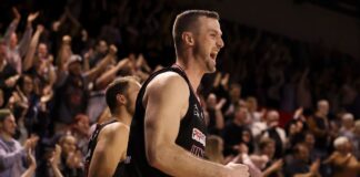 Ex-NBL star Andrew Ogilvy comes out as gay - ESPN