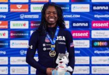 Gay ice hockey drama 'Heated Rivalry' becomes a surprise hit in Russia despite anti-LGBTQ+ laws - AP News