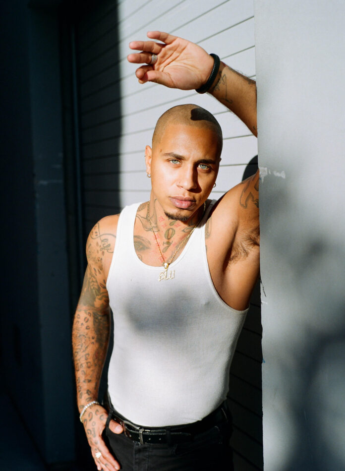 Harvey Guillén gets honest about ‘What We Do in the Shadows’ acting snub, fashion double standards and queer representation - Los Angeles Blade