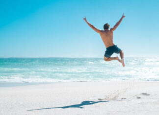 How a phallic rugby statuette made my trip to Fiji - GayCities