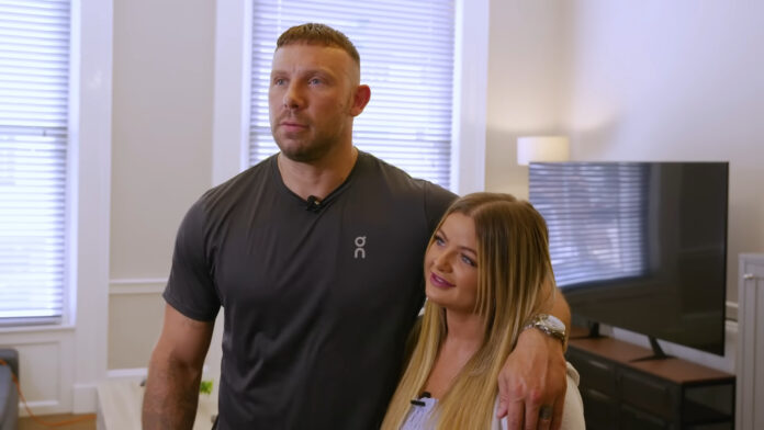 I film my straight boyfriend sleeping with other men, and I see no problem with it - The Tab