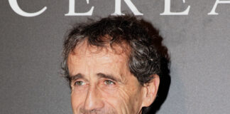 Pride Month LGBT Couple Birth Month Flowers Personalized Suncatcher, G – Prost International Pride Month LGBT Couple Birth Month Flowers Personalized Suncatcher, G - Prost International