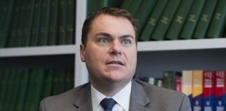 Republicans look to buck 'diversity' trends with black and gay congressional hopefuls -- including an openly gay candidate accused of exposing himself to staffers - Daily Mail