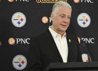 Steelers’ former sales manager, a gay woman, sues team for gender discrimination – TribLIVE.com Steelers’ former sales manager, a gay woman, sues team for gender discrimination - TribLIVE.com