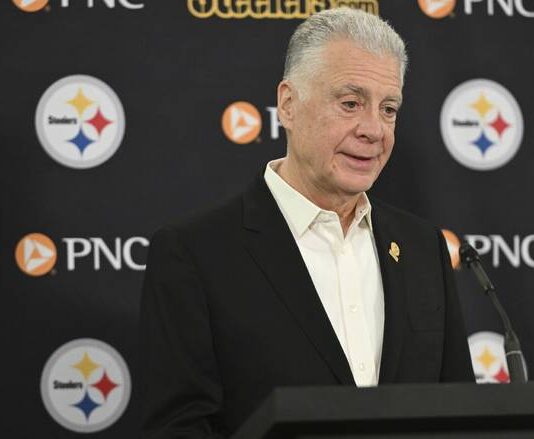 Steelers’ former sales manager, a gay woman, sues team for gender discrimination - TribLIVE.com