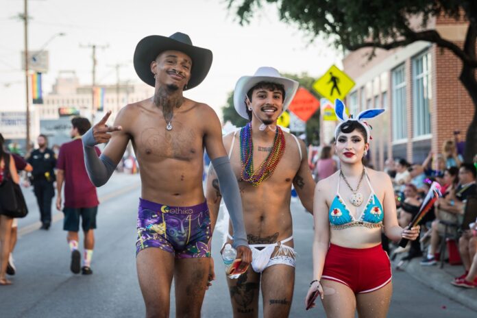 US states ranked in terms of travel safety for same-sex honeymooners - gaycities.com