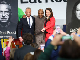 Another C.D.C. Vaccine Skeptic Steps Down - The New York Times