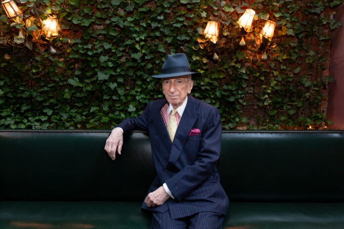 At Gay Talese’s book party, a glimpse of New York’s literary golden age - The Washington Post