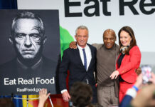 Eyeing the Midterms, Kennedy Pivots Toward Food and Away From Vaccines - The New York Times