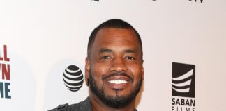 Gay basketball legend Jason Collins shares devastating health news – PinkNews Gay basketball legend Jason Collins shares devastating health news - PinkNews