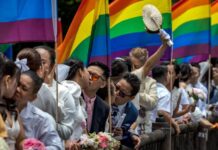 Philippine top court says same-sex couples can co-own property - BBC