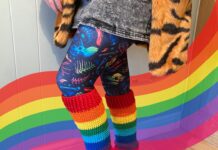 Saerryor 2 Pair Rainbow Leg Warmers - 80s Style LGBT Pride Accessories For Women & Men - umlconnector.com