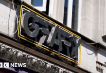 Soho bar serves up gonorrhea vaccines in sexual health drive – BBC Soho bar serves up gonorrhea vaccines in sexual health drive - BBC