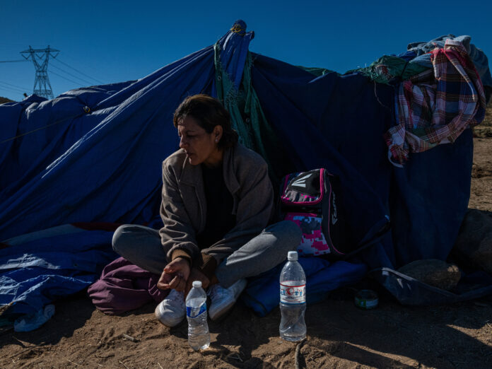 U.S. deports gay asylum seeker to country where homosexuality is illegal - Advocate.com