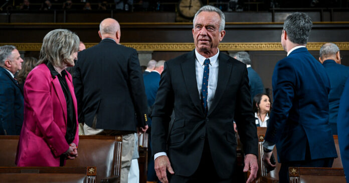 How RFK Jr. Is Trying to Revamp Medical School - The New York Times