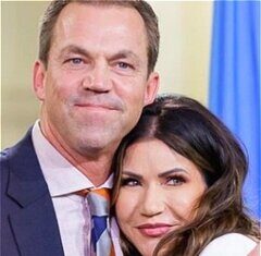 How the size of your fingers can predict if you’re gay or straight: study - nypost.com