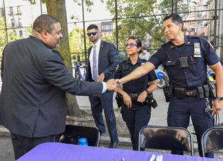 Manhattan DA’s Office looks to reverse trend of anti-LGBTQ hate crimes – Gay City News Manhattan DA’s Office looks to reverse trend of anti-LGBTQ hate crimes - Gay City News