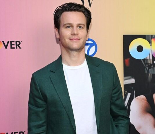 My cultural awakening: a Rihanna song showed me how to live as a gay man in Iran - The Guardian