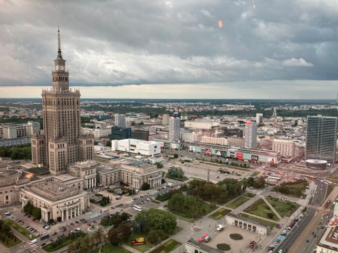 Sicherer Reisen: Gay Travel Index 2026: Polen ist Aufsteigerland des Jahres - WirtschaftsWoche