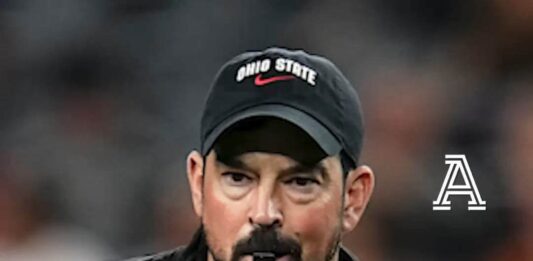 Smash Sports pitches board members of Michigan, USC and others on CFB restructure: Sources - The New York Times